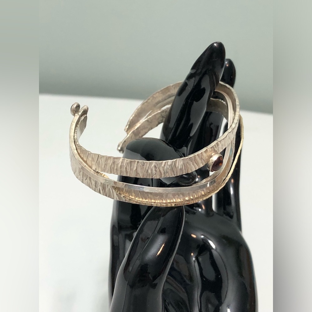 Vtg sterling silver Two Tone cuff bracelet women 28g - Picture 5 of 15